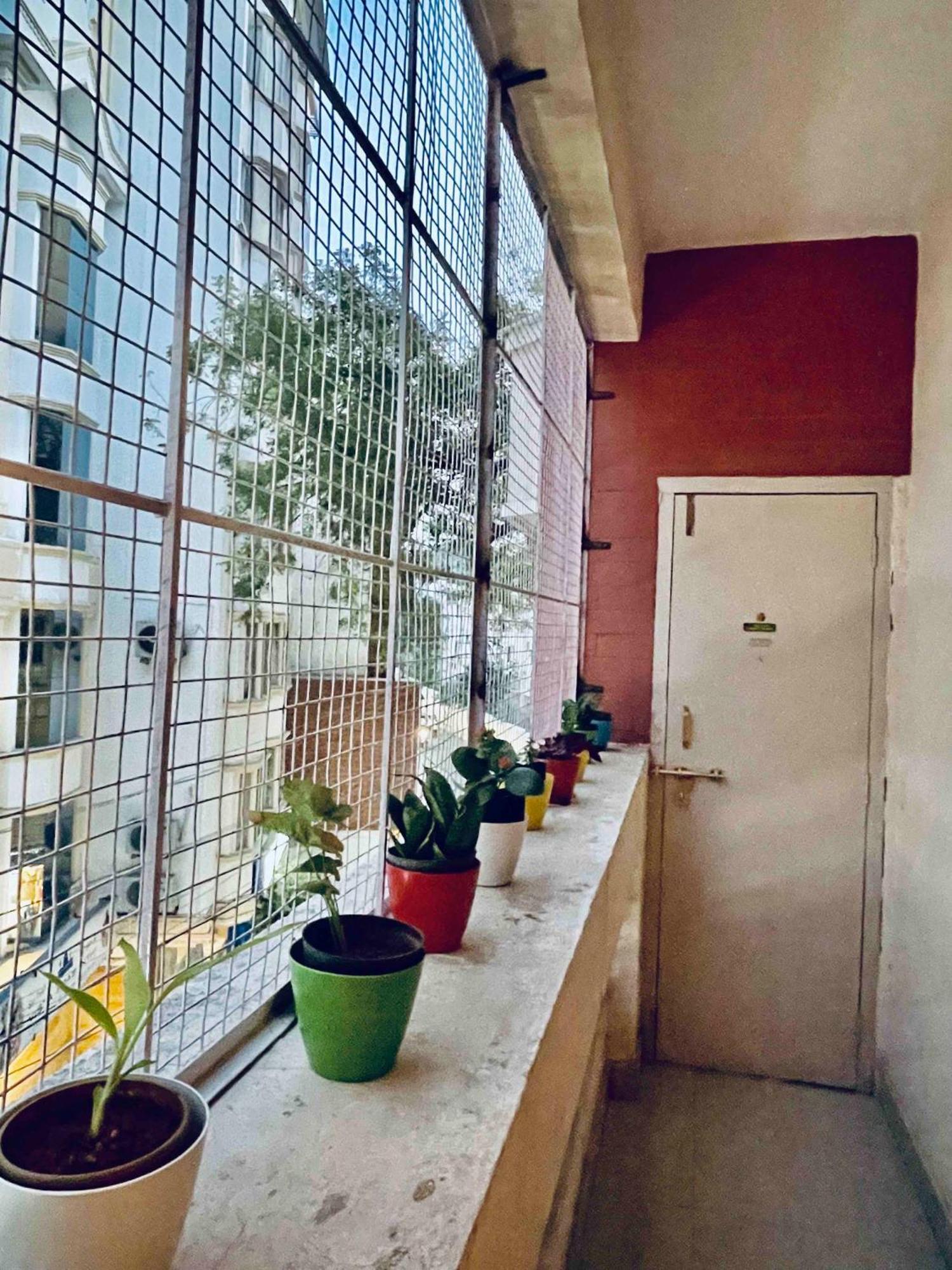Shanthi Home Stay Puttaparthi Exterior photo